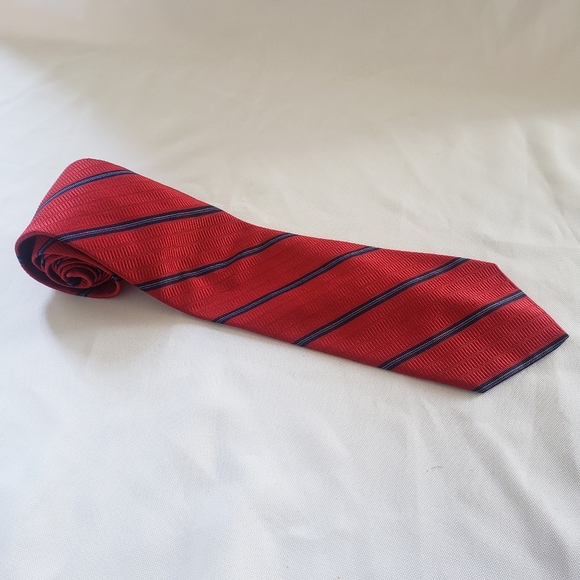 Cremieux Red and Blue Striped Silk Tie - Picture 1 of 8